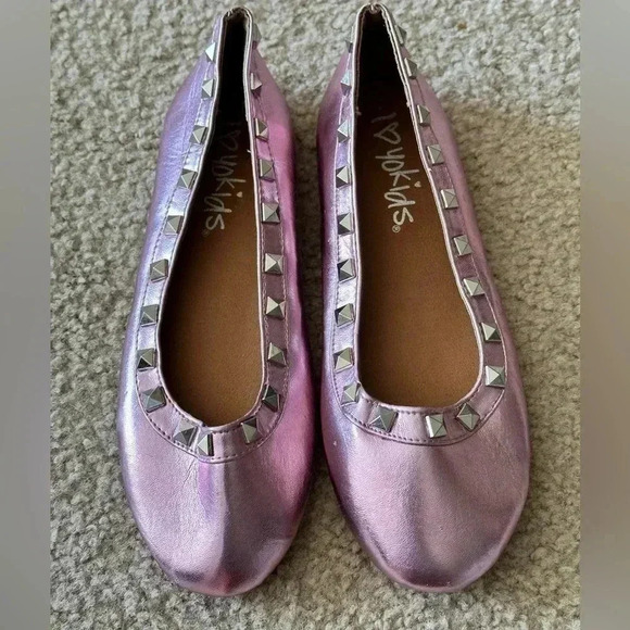 Size 4 flats pink studded - Picture 1 of 7